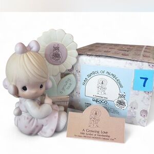 Precious Moments A Growing Love Figurine in excellent condition